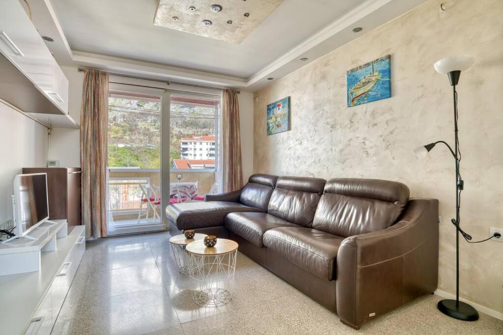 كوتور Cozy Nest Apartment- Central And Seaboard With Elevator المظهر الخارجي الصورة