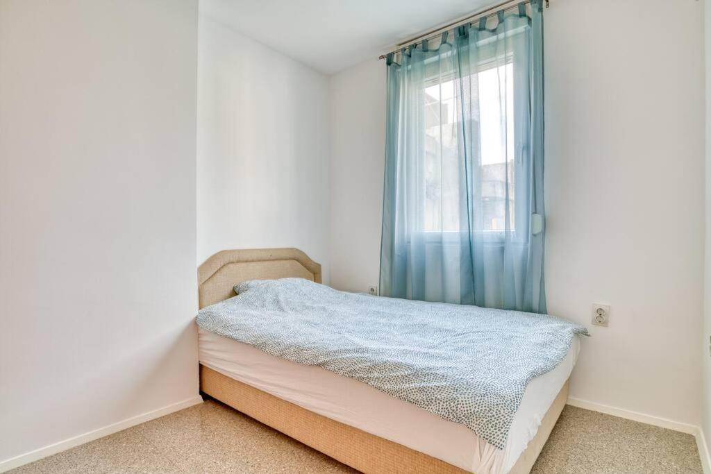 كوتور Cozy Nest Apartment- Central And Seaboard With Elevator المظهر الخارجي الصورة